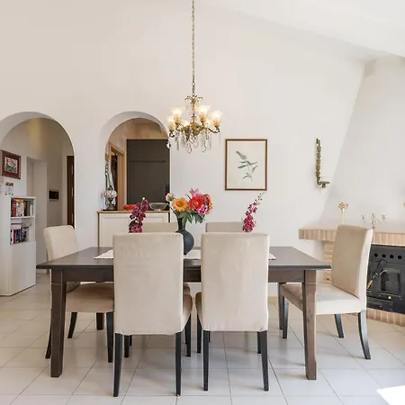 Villena Villa *